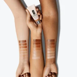 Clinique Moisture Surge Sheertint Hydrator SPF25 Nr 4 Medium 40ml