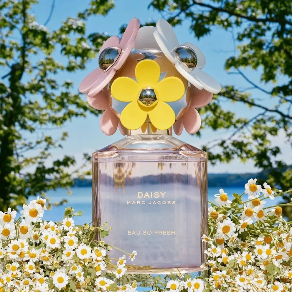 Marc Jacobs Daisy Eau So Fresh Set – 125ml EDT, 10ml Mini, 75ml Lotion