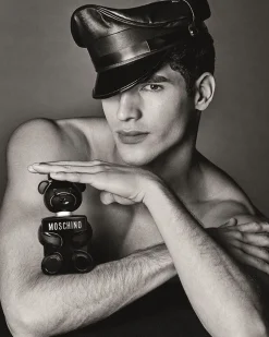 Moschino Toy Boy Set 100ml eau de parfum spray + 100ml Showergel + 10ml tasspray